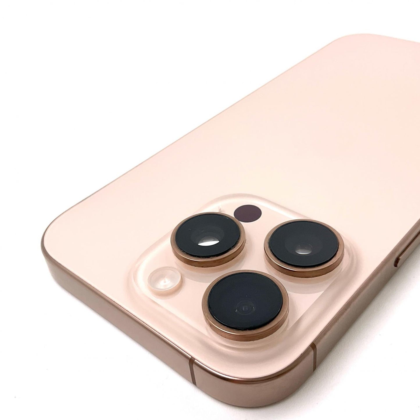【全額返金保証】【最速発送】Apple iPhone iPhone 16 Pro 256GB デザートチタニウム au 動作確認済 96%