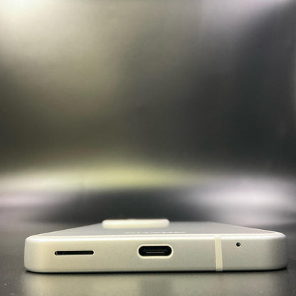 【全額返金保証】【最速発送】SHARP AQUOS sense9 256GB ホワイト SIMフリー SH-M29SG 白ロム 超美品 動作確認済