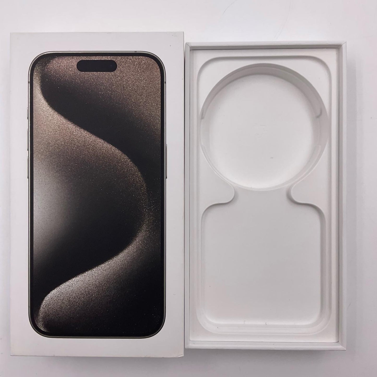 【全額返金保証】【最速発送】Apple iPhone iPhone 15 Pro 256GB ナチュラルチタニウム SIMフリー 白ロム 美品 動作確認済 88%