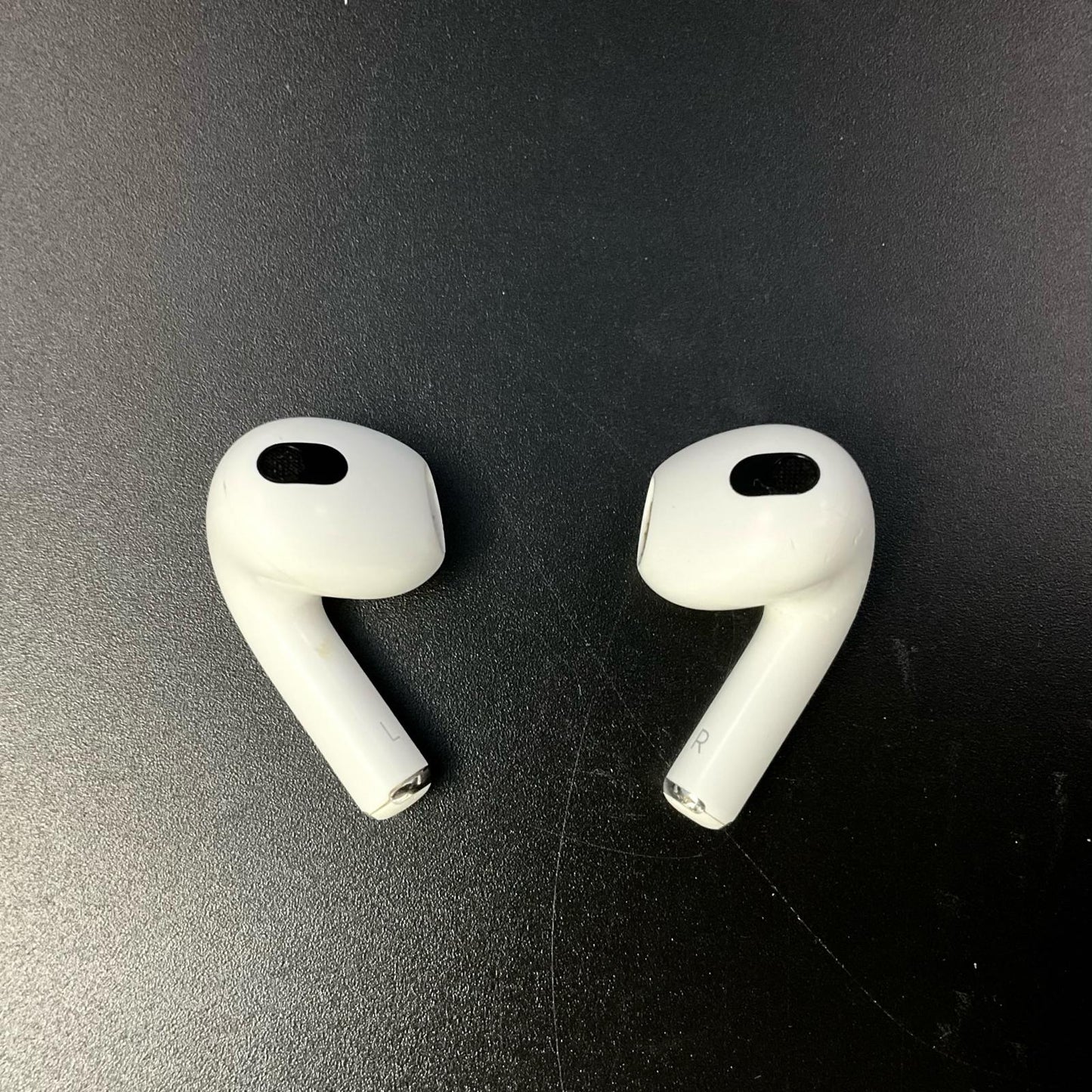 【全額返金保証】【最速発送】Apple AirPods（第3世代） A2564 動作確認済