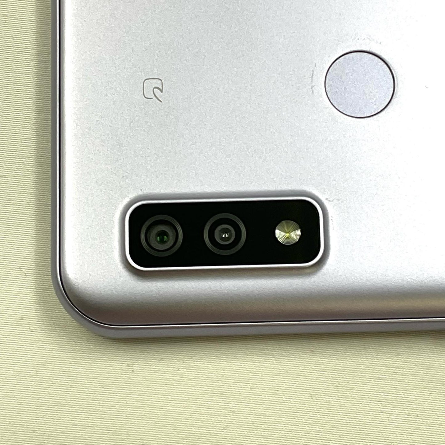 【全額返金保証】【最速発送】富士通 arrows We 64GB パープル docomo F-51B 白ロム 美品 動作確認済