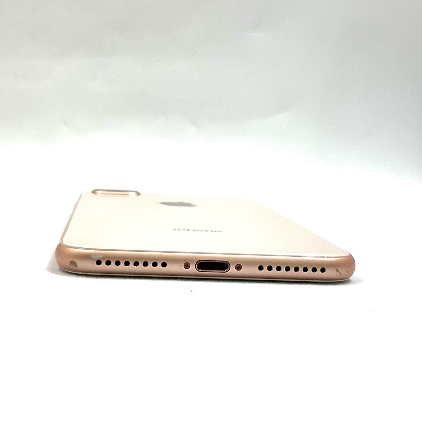 【最速発送】Apple iPhone iPhone 8 Plus 64GB ゴールド docomo 白ロム【難有】 80%