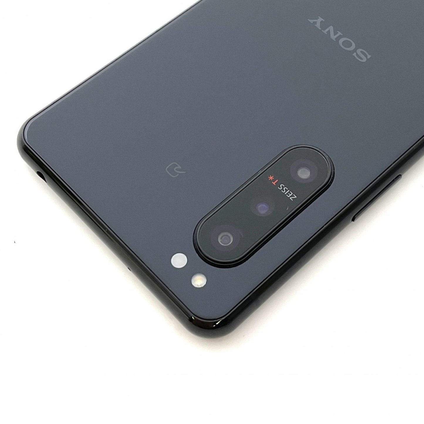 【全額返金保証】【最速発送】Sony Xperia 5 II 128GB ブラック docomo SO-52A 白ロム 動作確認済