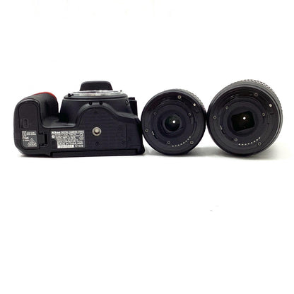 【全額返金保証】【最速発送】Nikon デジタル一眼 D5600 ダブルズームキット ブラック 美品 動作確認済