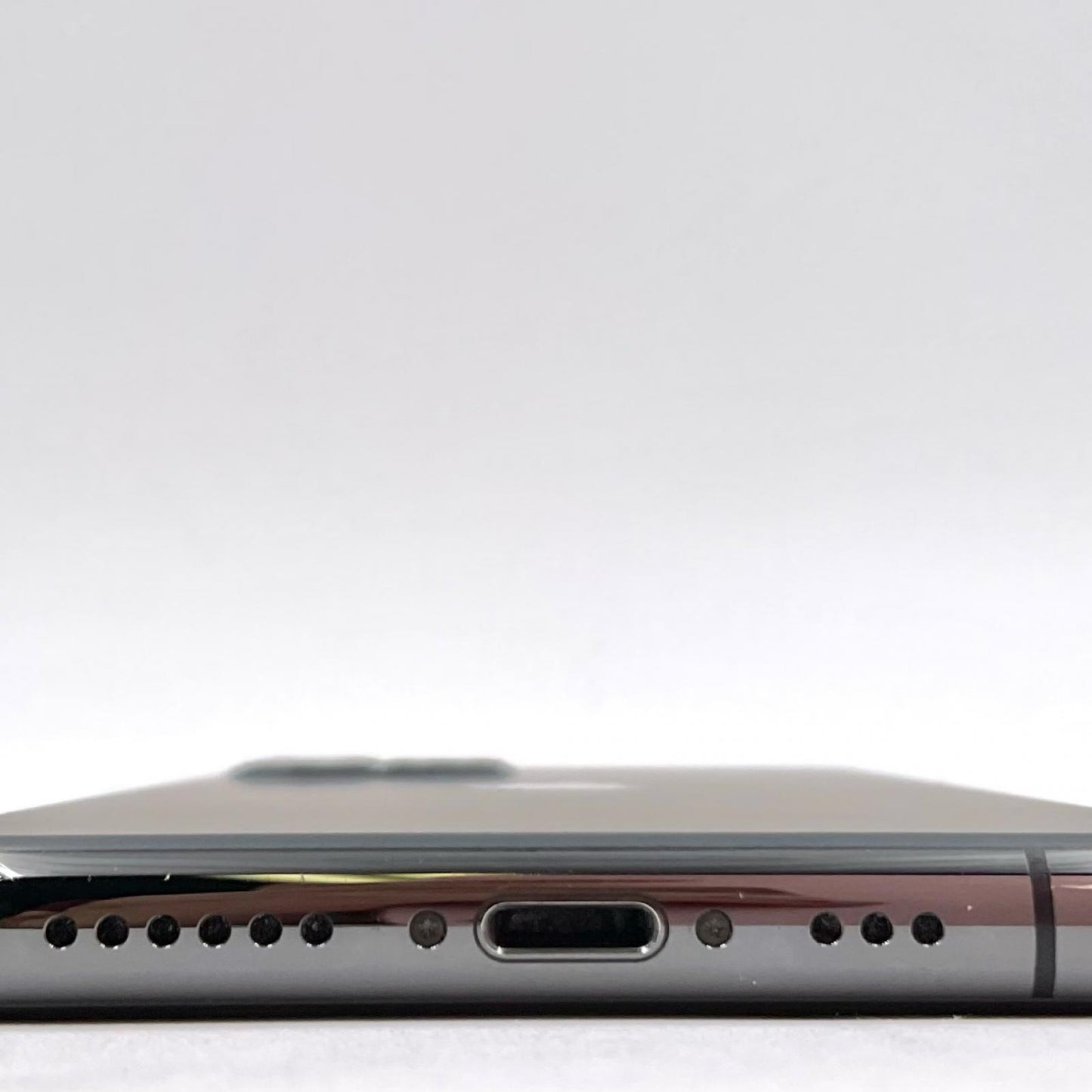 【全額返金保証】【最速発送】Apple iPhone iPhone 11 Pro 64GB スペースグレイ au 白ロム 動作確認済 84%