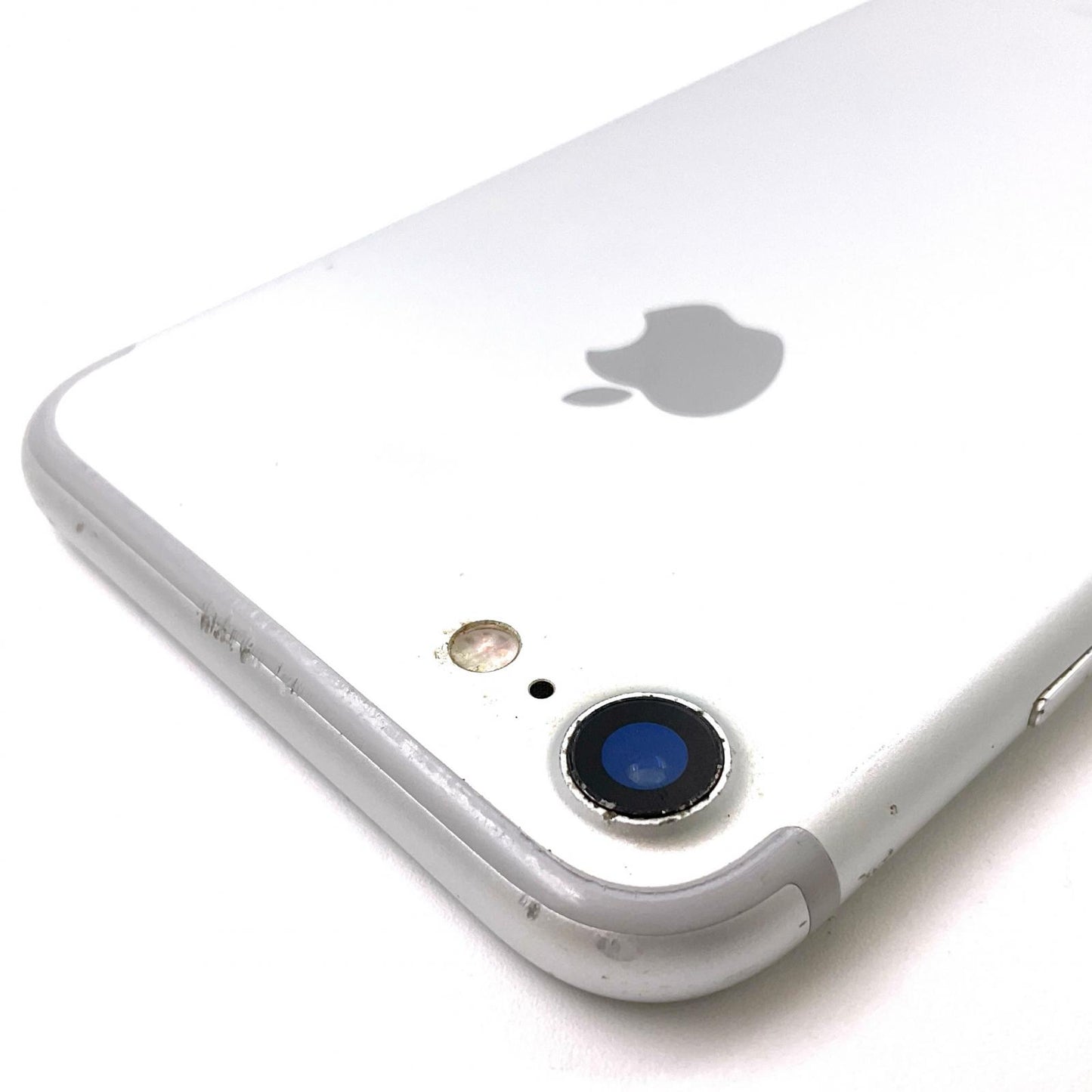 【全額返金保証】【最速発送】Apple iPhone iPhone 7 32GB シルバー Softbank 白ロム 動作確認済 74%
