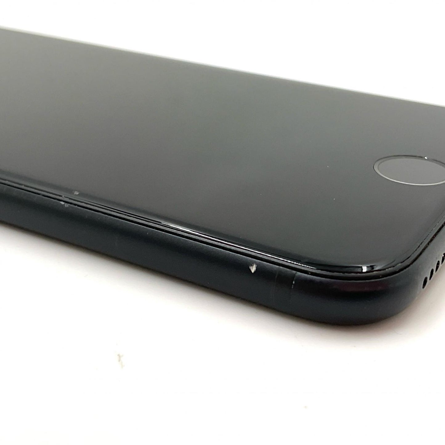 【全額返金保証】【最速発送】Apple iPhone iPhone SE（第2世代） 64GB ブラック Softbank 白ロム 動作確認済 79%