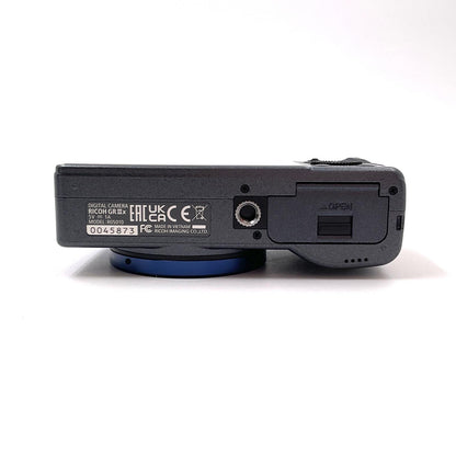 【全額返金保証】【最速発送】RICOH コンパクトデジタルカメラ RICOH GR IIIx Urban Edition 超美品 動作確認済