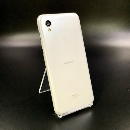 【全額返金保証】【最速発送】SHARP AQUOS sense2 32GB ホワイト au SHV43 白ロム 動作確認済