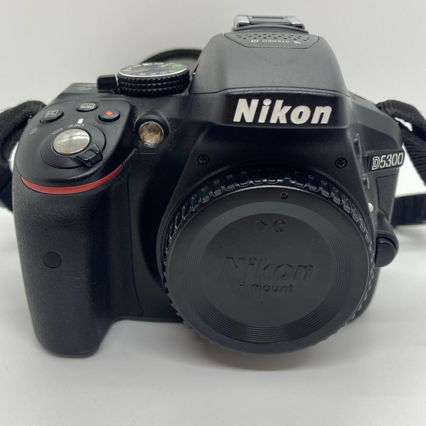 【全額返金保証】【最速発送】Nikon デジタル一眼 D5300 ボディ ブラック 動作確認済