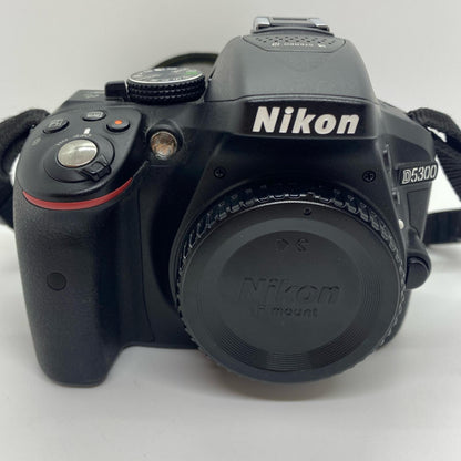 【全額返金保証】【最速発送】Nikon デジタル一眼 D5300 ボディ ブラック 動作確認済