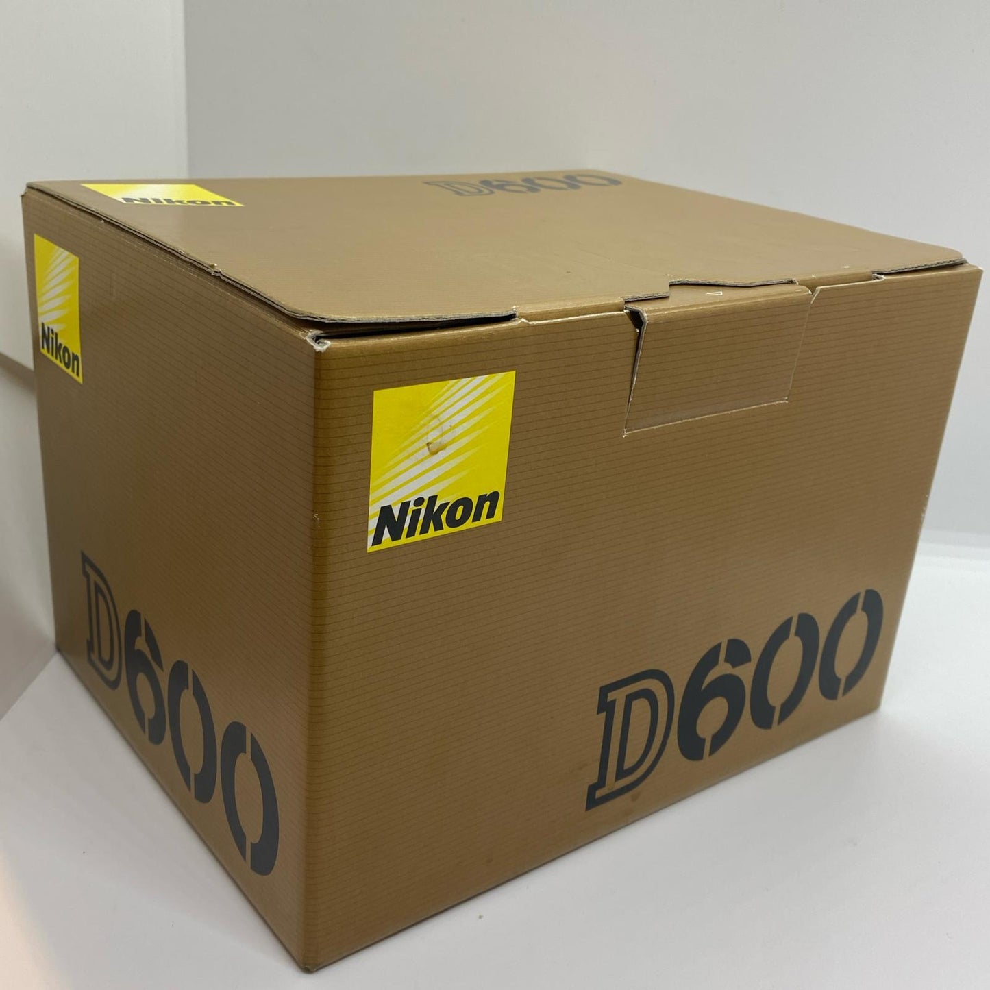 【全額返金保証】【最速発送】Nikon デジタル一眼 D600 ボディ ブラック 美品 動作確認済