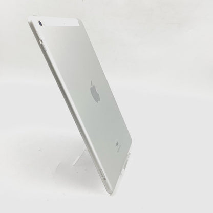 【全額返金保証】【最速発送】Apple iPad iPad 10.2インチ 第8世代 32GB シルバー WiFi+Cellular docomo 白ロム 動作確認済