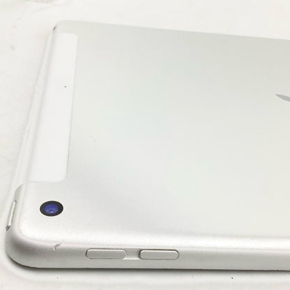 【全額返金保証】【最速発送】Apple iPad iPad 10.2インチ 第8世代 32GB シルバー WiFi+Cellular docomo 白ロム 動作確認済