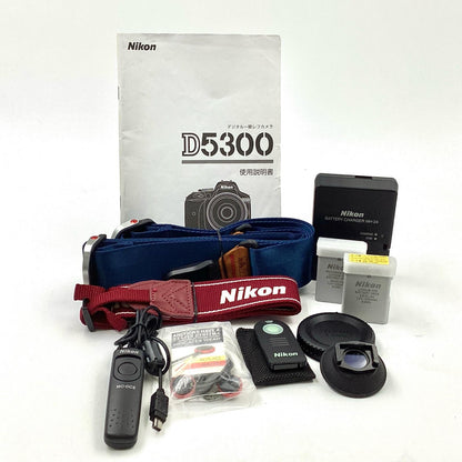 【全額返金保証】【最速発送】Nikon デジタル一眼 D5300 ボディ レッド 美品 動作確認済
