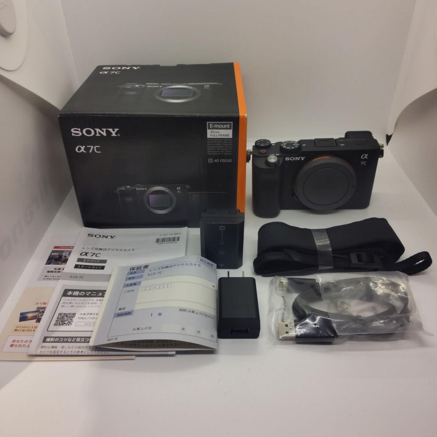 【全額返金保証】【最速発送】Sony デジタル一眼 α7C ILCE-7C ボディ [ブラック] 美品 動作確認済