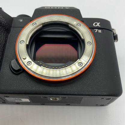 【全額返金保証】【最速発送】Sony デジタル一眼 α7 III ILCE-7M3 ボディ ブラック 動作確認済