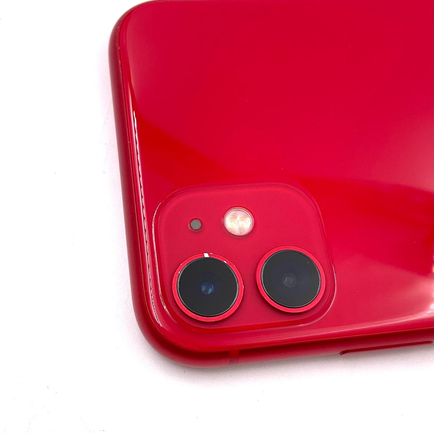 【全額返金保証】【最速発送】Apple iPhone iPhone 11 64GB (PRODUCT)RED docomo 白ロム 動作確認済 73%