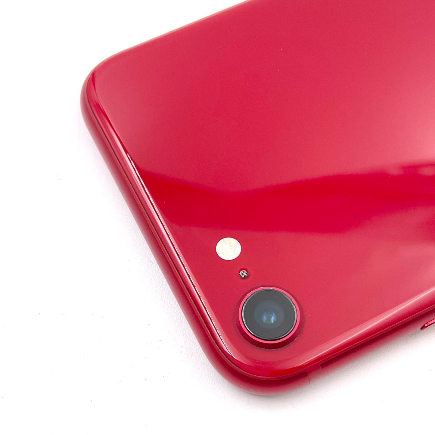 【全額返金保証】【最速発送】Apple iPhone iPhone SE（第3世代） 128GB (PRODUCT)RED docomo 白ロム 動作確認済 84%