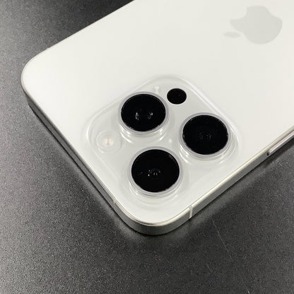 【全額返金保証】【最速発送】Apple iPhone iPhone 15 Pro Max 256GB ホワイトチタニウム docomo 超美品 動作確認済 100%