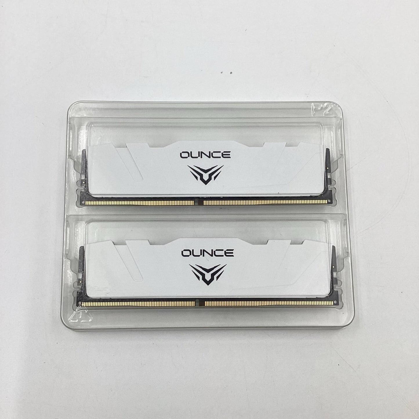 【全額返金保証】【最速発送】Acclamator メモリ DDR4-3200MHz 32GB (16GB×2枚キット) AMDU16G58H-3200 超美品 動作確認済