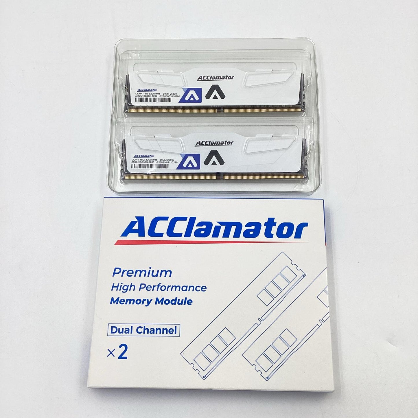 【全額返金保証】【最速発送】Acclamator メモリ DDR4-3200MHz 32GB (16GB×2枚キット) AMDU16G58H-3200 超美品 動作確認済