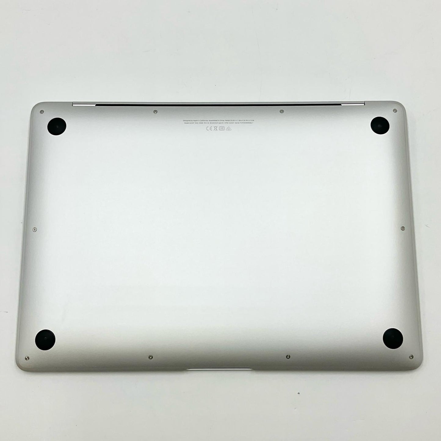 【全額返金保証】【最速発送】Apple MacBook Air 13.3インチ 2020 Apple M1 8GB SSD 256GB シルバー 100% 超美品 動作確認済