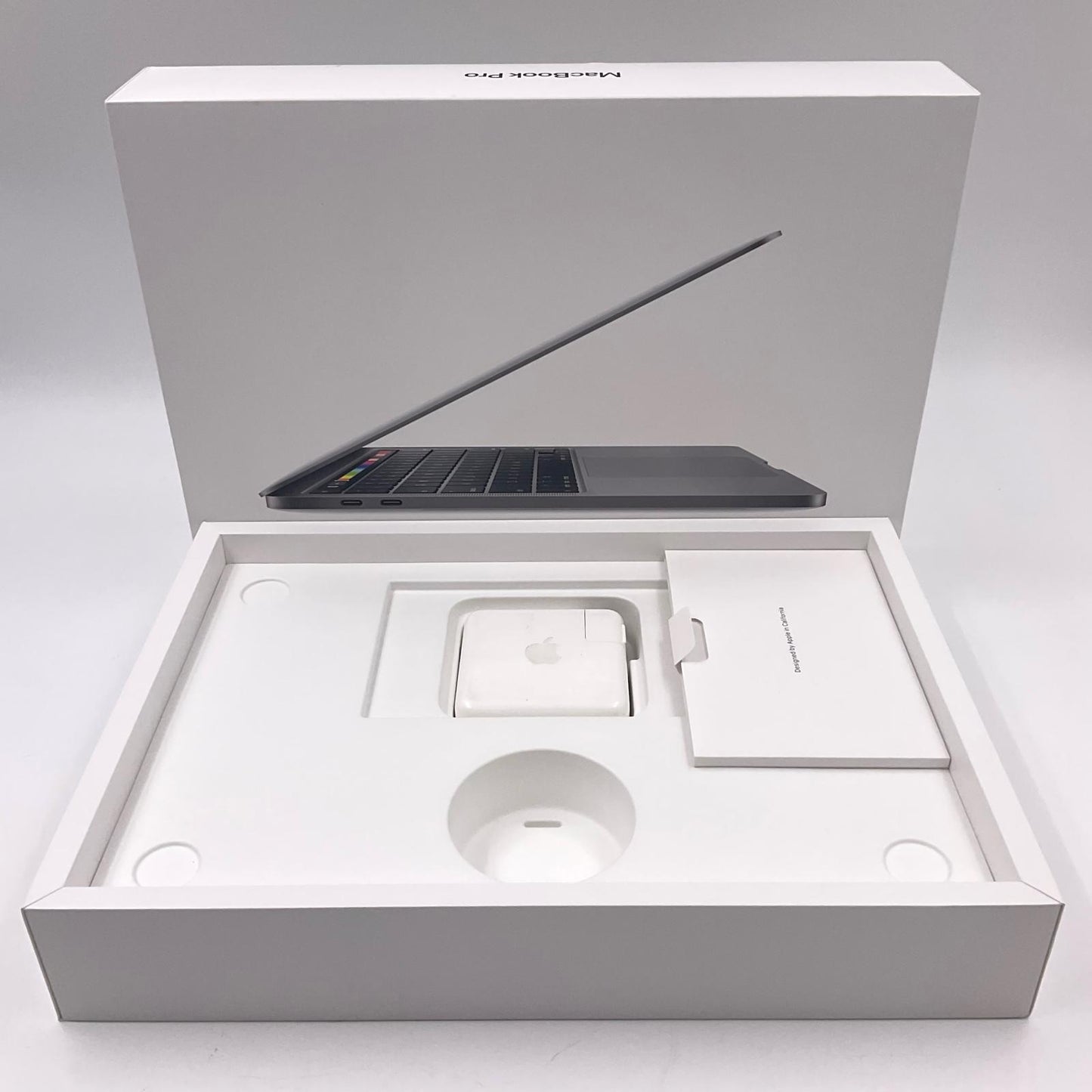 【全額返金保証】【最速発送】Apple MacBook Thunderbolt 3ポート x 4 Pro 13.3インチ 2020 2GHz クアッドコア Intel Core i5 16GB SSD 512GB スペースグレイ 86.6% 動作確認済