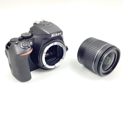 【全額返金保証】【最速発送】Nikon デジタル一眼 D5600 18-55 VR レンズキット ブラック 動作確認済