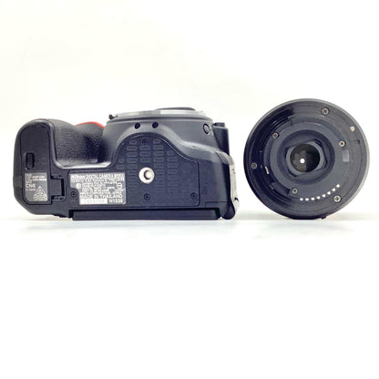 【全額返金保証】【最速発送】Nikon デジタル一眼 D5600 18-55 VR レンズキット ブラック 動作確認済