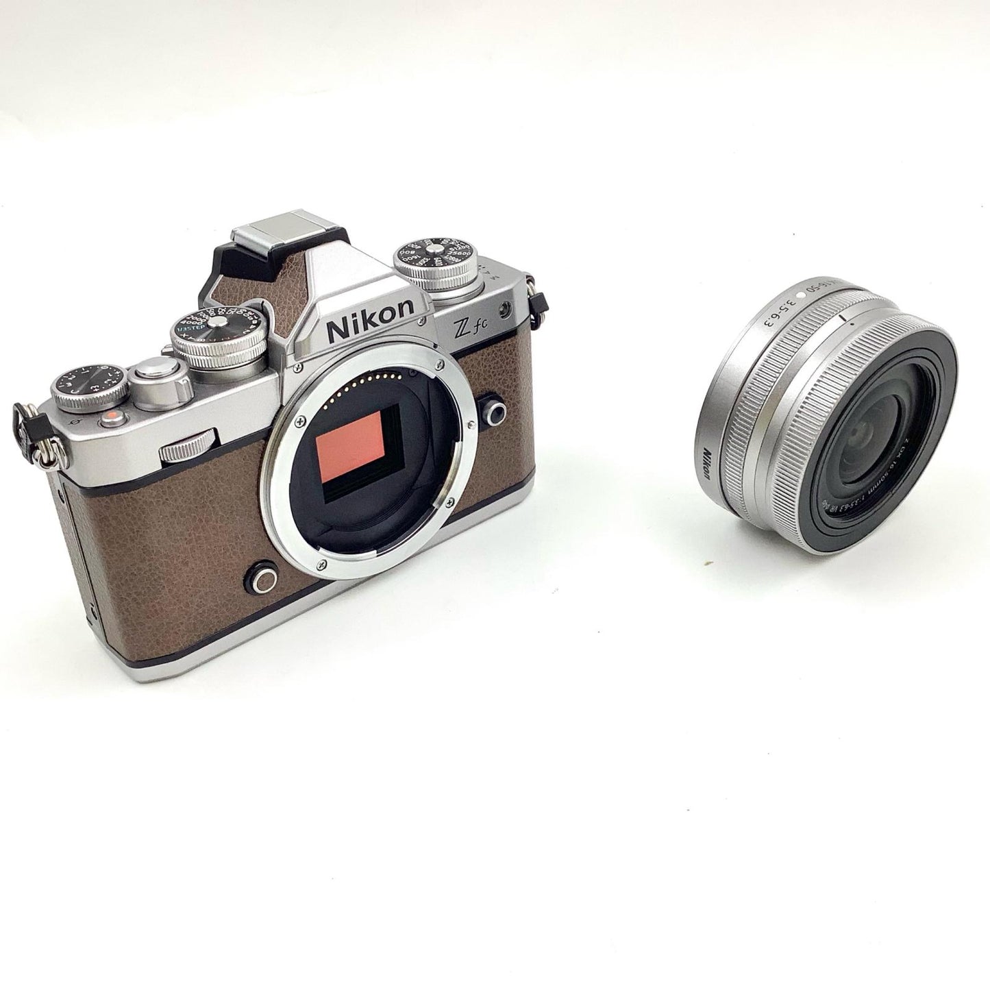 【全額返金保証】【最速発送】Nikon デジタル一眼 Z fc 16-50 VR レンズキット ウォルナットブラウン 美品 動作確認済