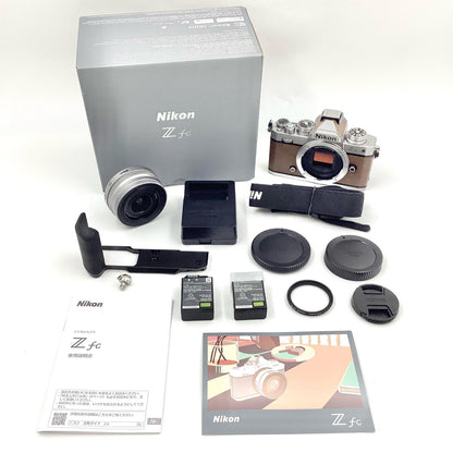 【全額返金保証】【最速発送】Nikon デジタル一眼 Z fc 16-50 VR レンズキット ウォルナットブラウン 美品 動作確認済