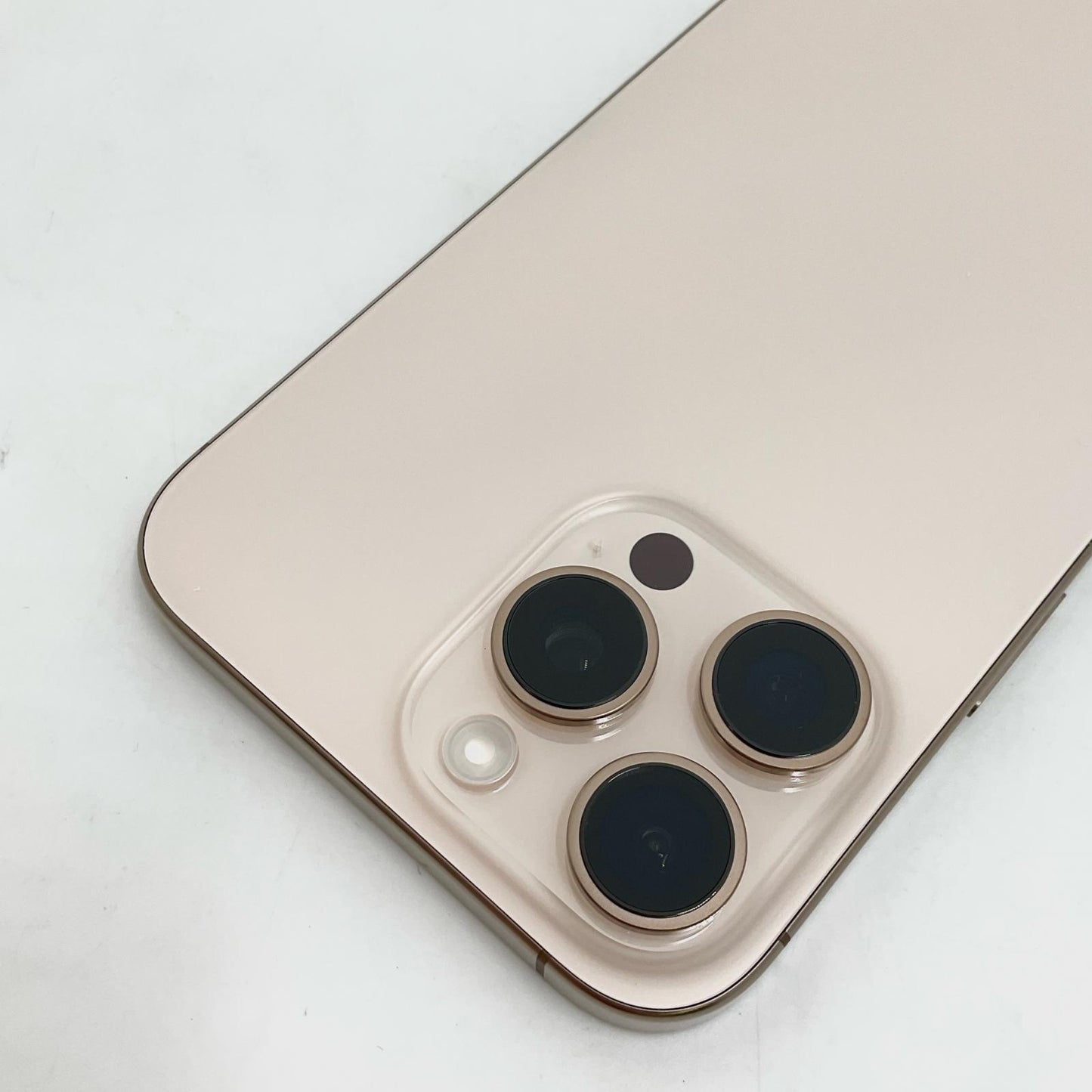 【全額返金保証】【最速発送】Apple iPhone iPhone Pro Max 16 Pro Max 256GB デザートチタニウム SIMフリー 白ロム 超美品 動作確認済 98%