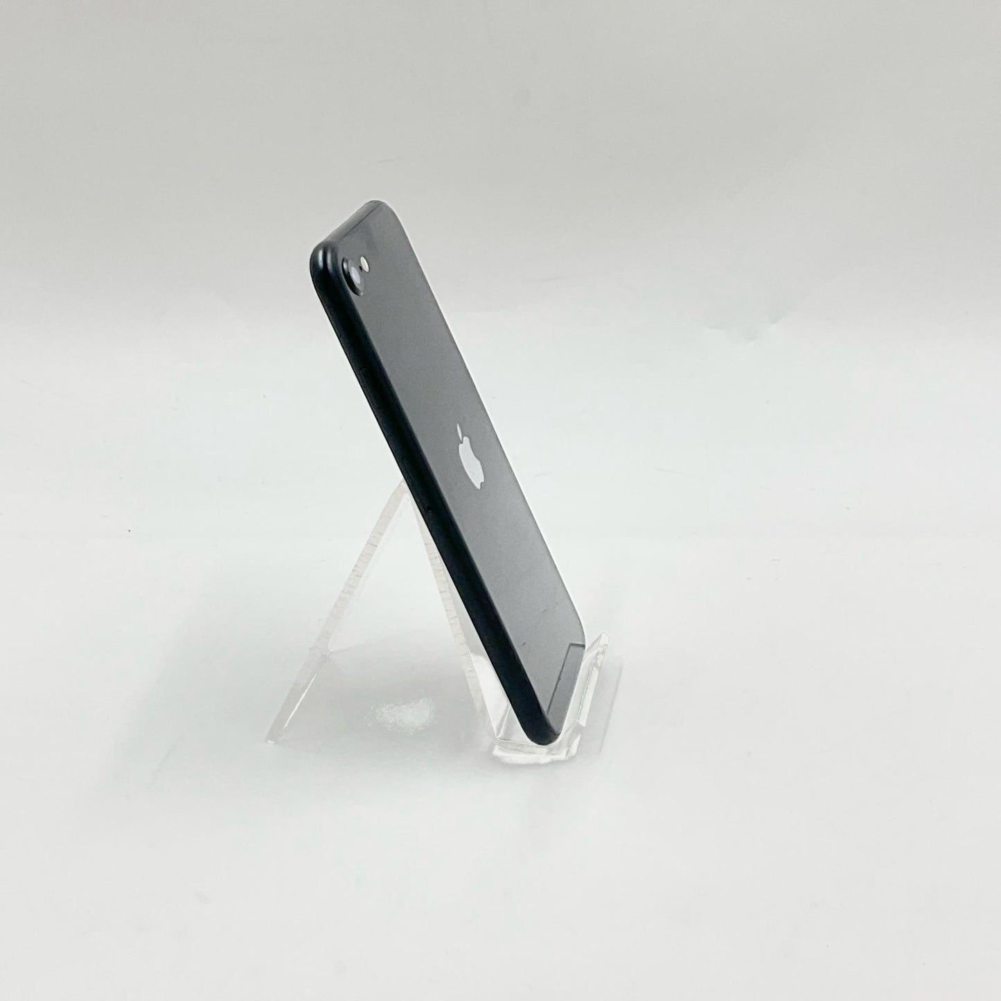 【全額返金保証】【最速発送】Apple iPhone iPhone SE（第3世代） 64GB ミッドナイト au 白ロム 動作確認済 87%