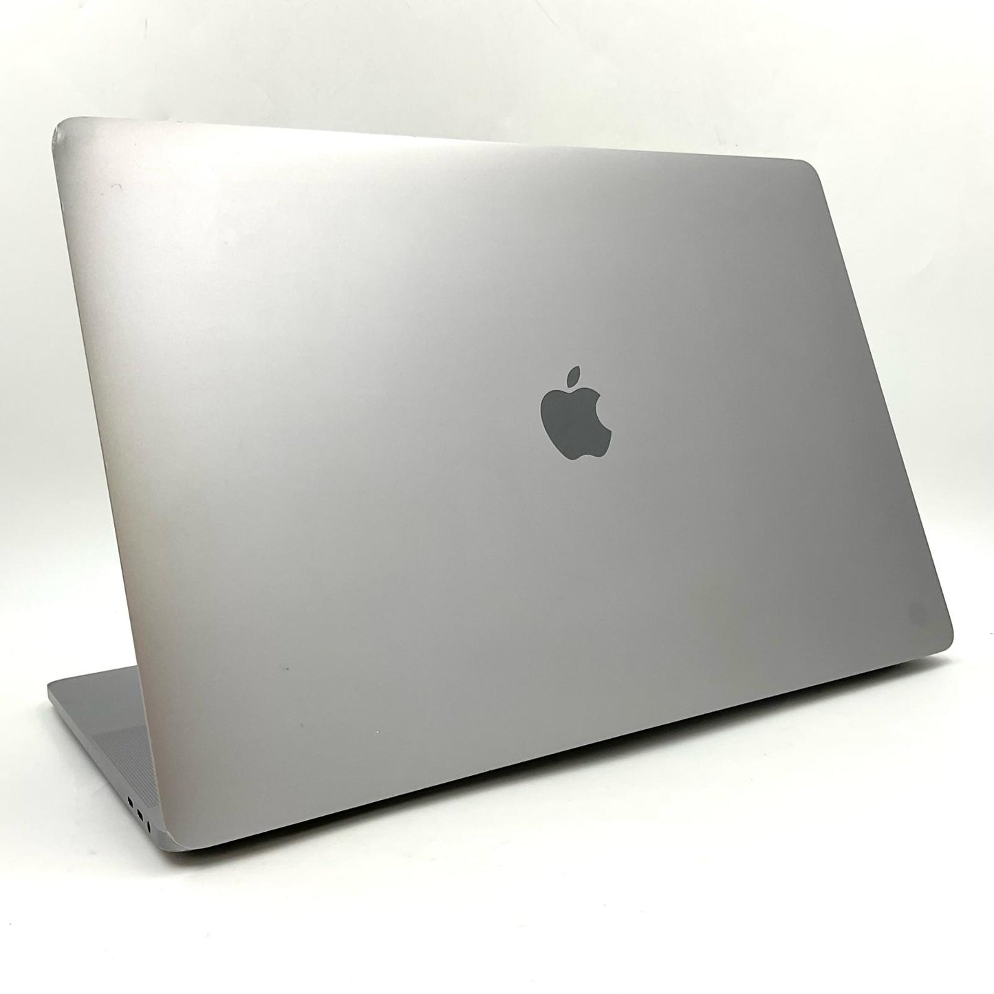 【最速発送】Apple MacBook Pro 16インチ 2019 2.6GHz 6コア Intel Core i7 16GB SSD 512GB スペースグレイ 87.4%【難有】