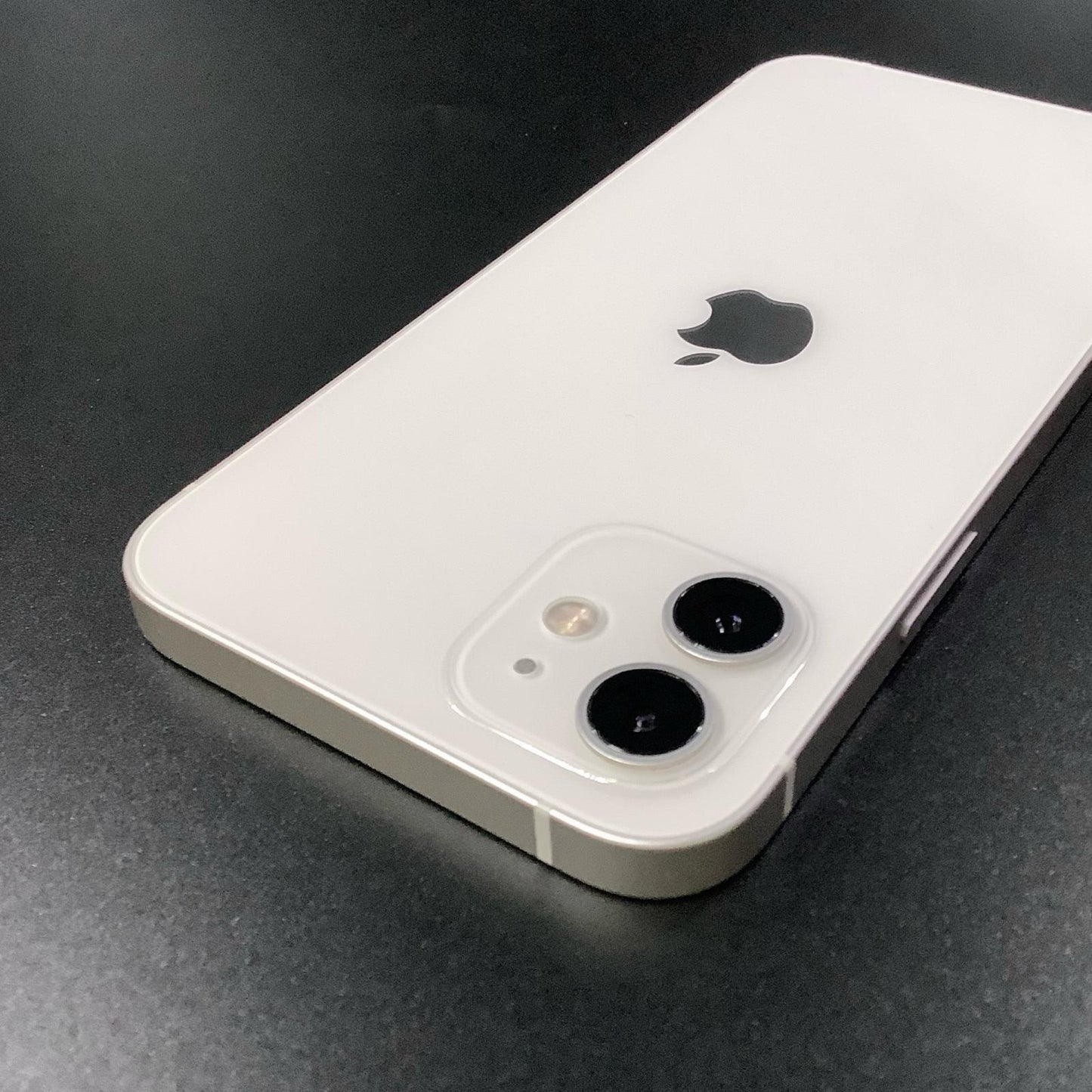 【全額返金保証】【最速発送】Apple iPhone iPhone 12 128GB ホワイト Softbank 白ロム 動作確認済 78%