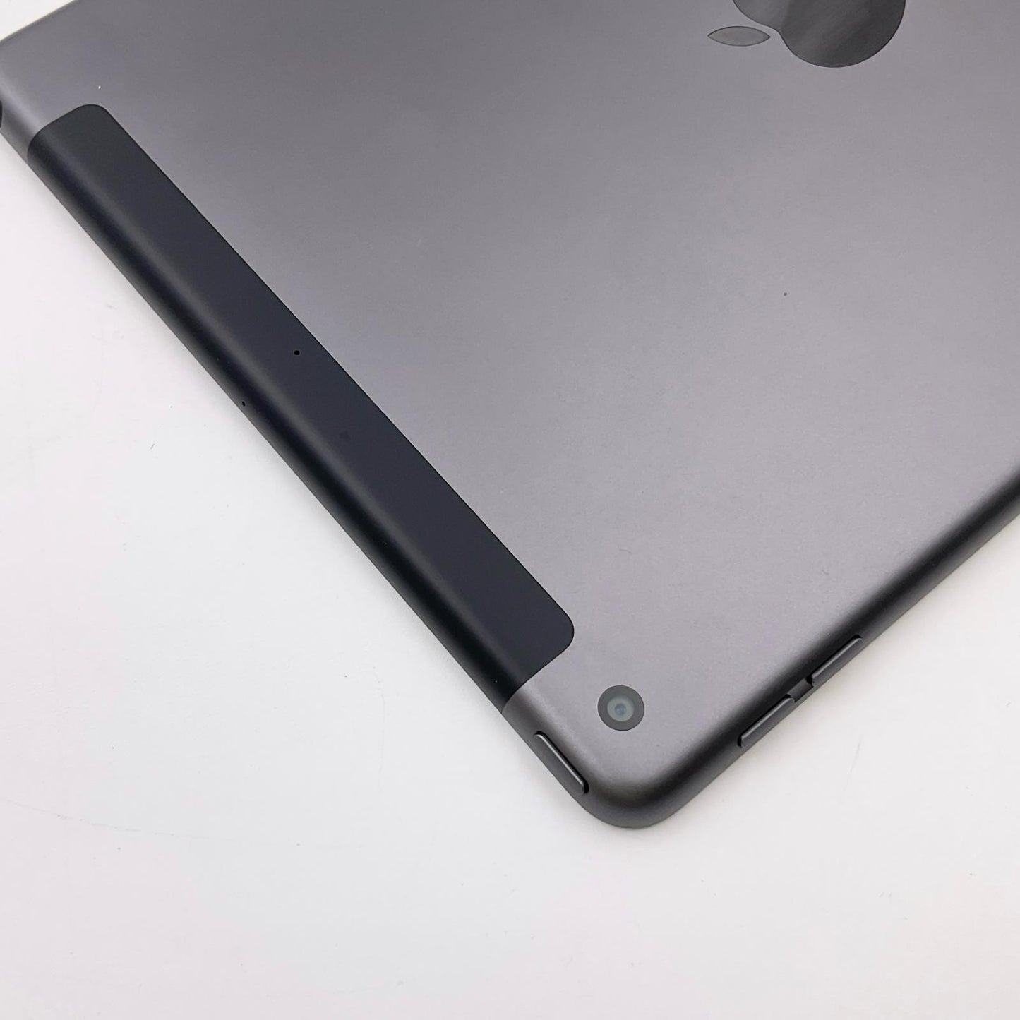 【全額返金保証】【最速発送】Apple iPad iPad 第9世代 64GB スペースグレイ WiFi+Cellular SIMフリー 白ロム 美品 動作確認済
