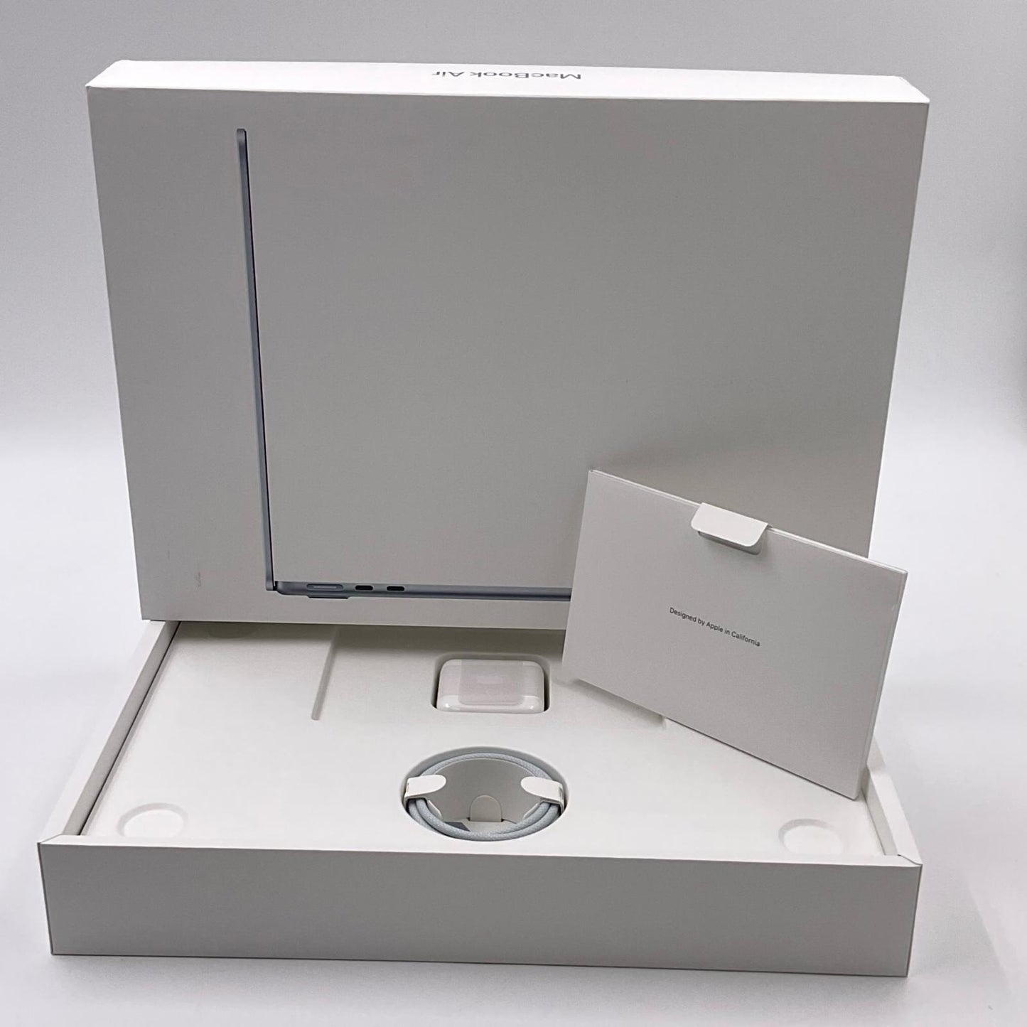 【全額返金保証】【最速発送】Apple MacBook Air 13インチ 2025 Apple M4 16GB M.2 SSD 512GB シルバー 100% 超美品 動作確認済