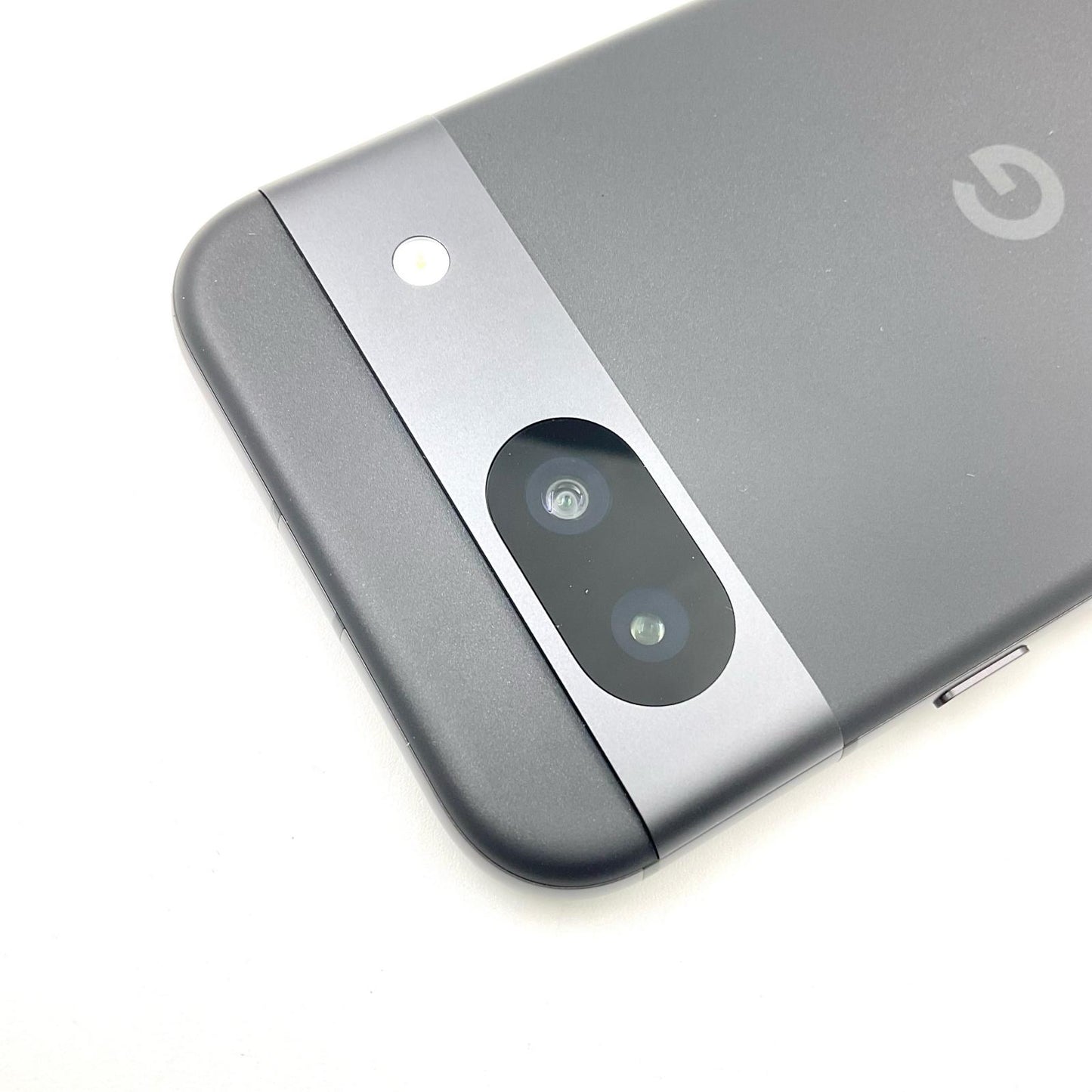 【全額返金保証】【最速発送】Google Pixel 8a 128GB Obsidian au G576D 白ロム 美品 動作確認済