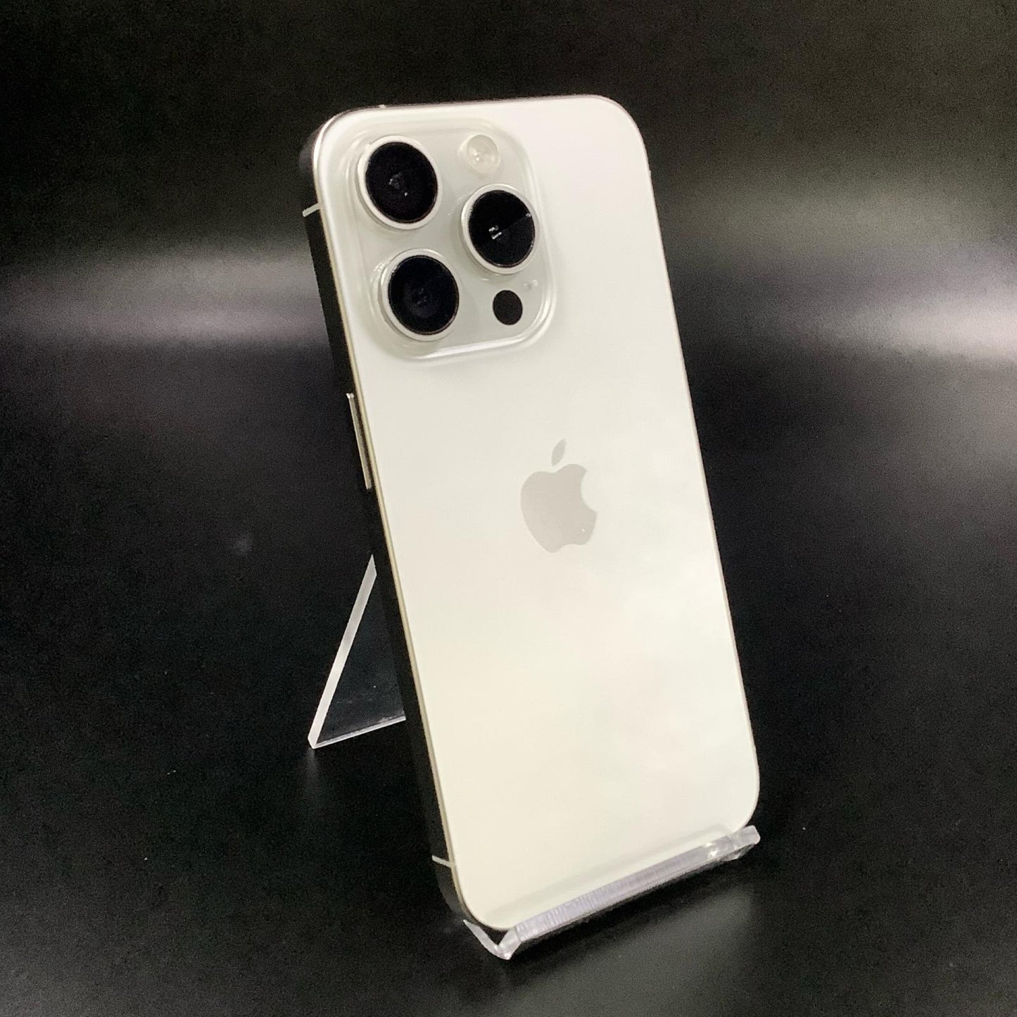 【全額返金保証】【最速発送】Apple iPhone iPhone 15 Pro 512GB ホワイトチタニウム SIMフリー 白ロム 美品 動作確認済 86%