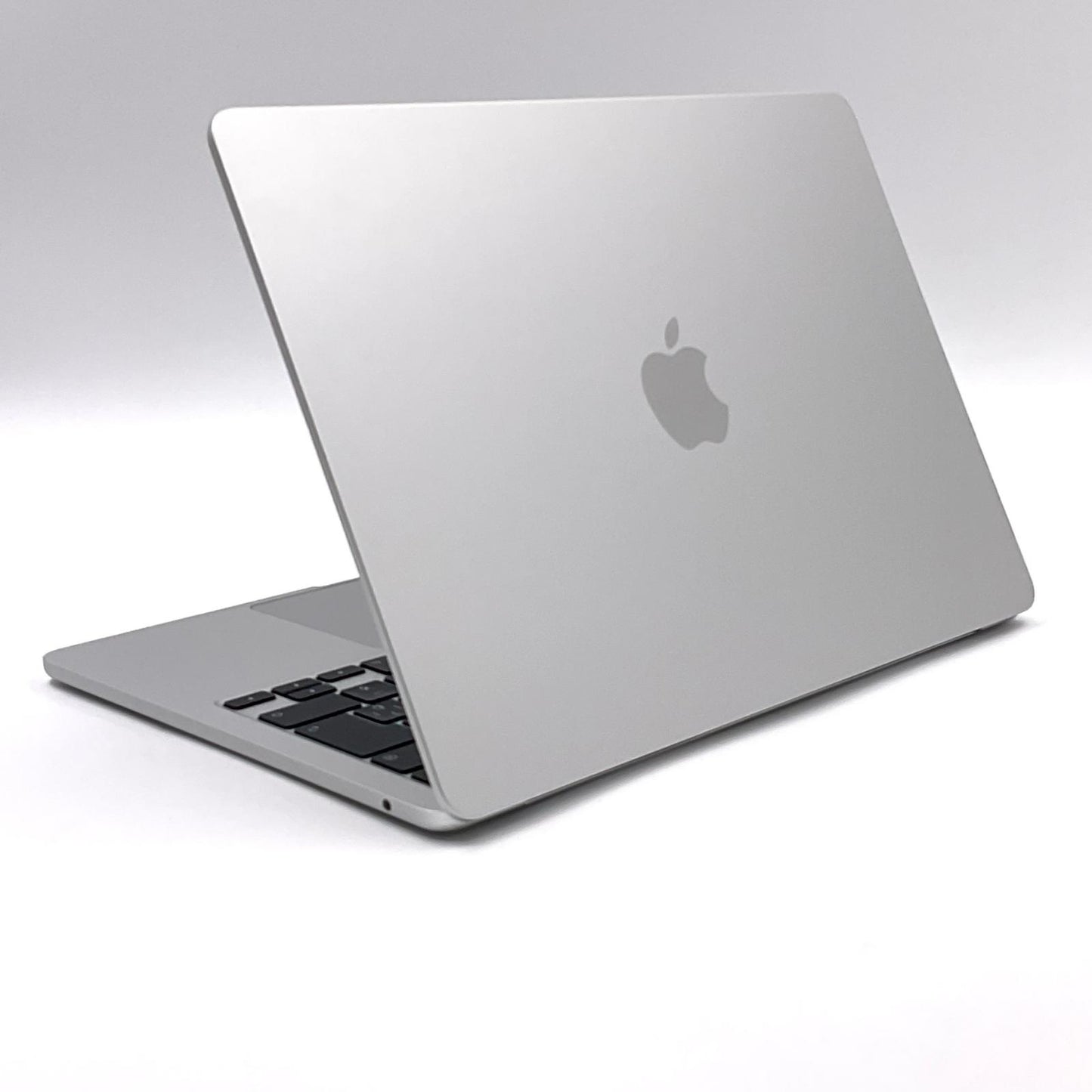 【全額返金保証】【最速発送】Apple MacBook Air 13.6インチ 2024 Apple M3 16GB SSD 256GB シルバー 100% 動作確認済