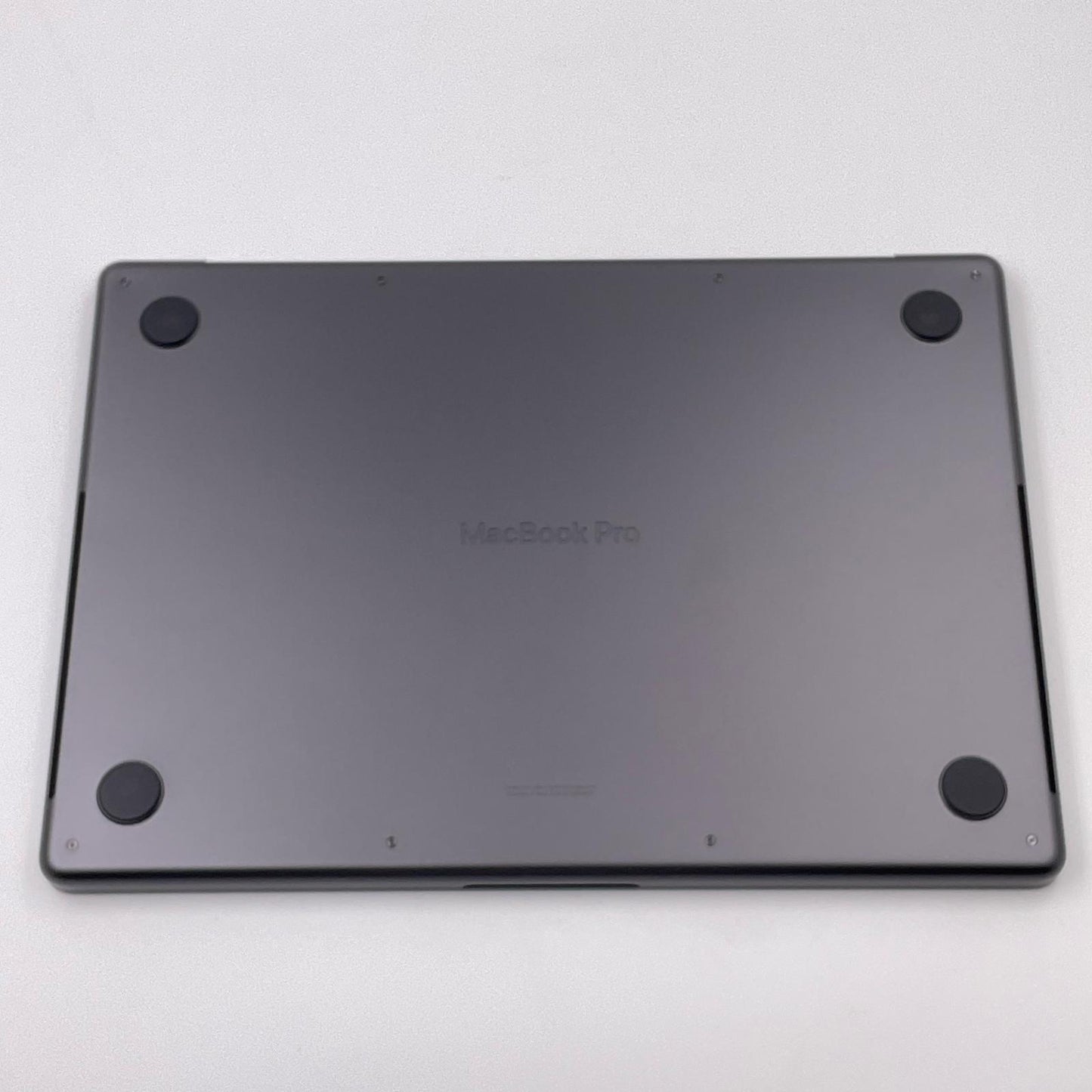 【全額返金保証】【最速発送】Apple MacBook Pro 14インチ 2024 Apple M4 32GB SSD 2TB スペースブラック 100% 超美品 動作確認済