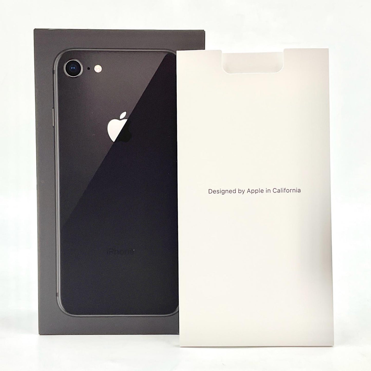 【全額返金保証】【最速発送】Apple iPhone iPhone 8 64GB スペースグレイ docomo 白ロム 動作確認済 77%