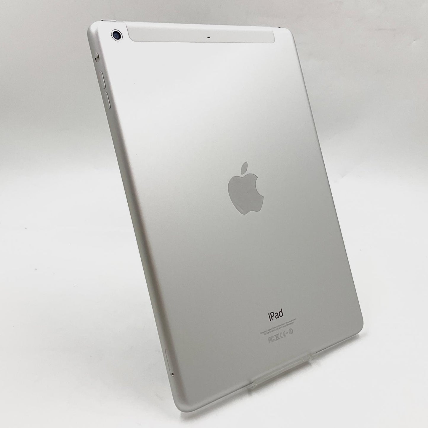 【全額返金保証】【最速発送】Apple iPad Air 9.7インチ 32GB シルバー WiFi+Cellular docomo 白ロム 動作確認済