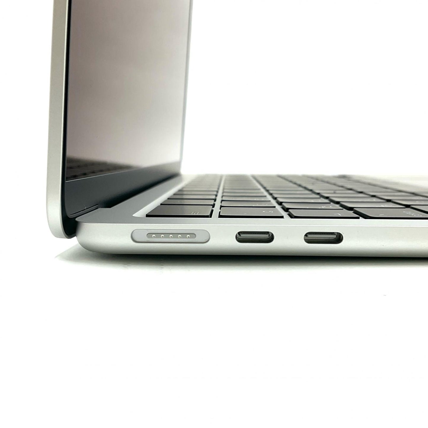 【全額返金保証】【最速発送】Apple MacBook Air 13.6インチ 2025 Apple M4 16GB SSD 256GB シルバー 100% 超美品 動作確認済