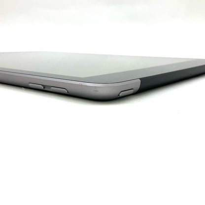 【全額返金保証】【最速発送】Apple iPad iPad 9.7インチ 第5世代 32GB スペースグレイ WiFi+Cellular au 白ロム 動作確認済