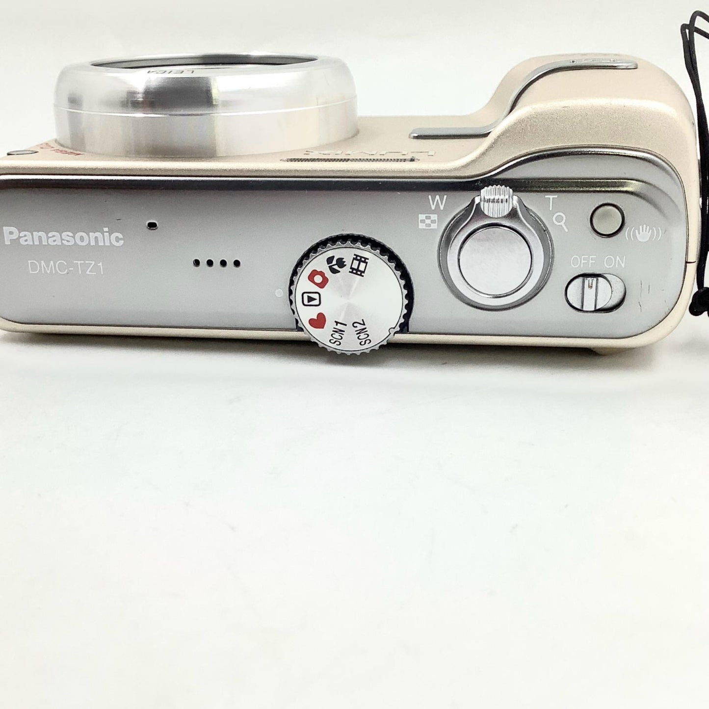 【全額返金保証】【最速発送】Panasonic コンパクトデジタルカメラ LUMIX DMC-TZ1 動作確認済