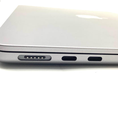 【全額返金保証】【最速発送】Apple MacBook Air 13インチ 2022 Apple M2 8GB M.2 SSD 256GB スペースグレイ 97% 美品 動作確認済