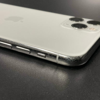 【全額返金保証】【最速発送】Apple iPhone iPhone 11 Pro 256GB シルバー docomo 白ロム 動作確認済 78%