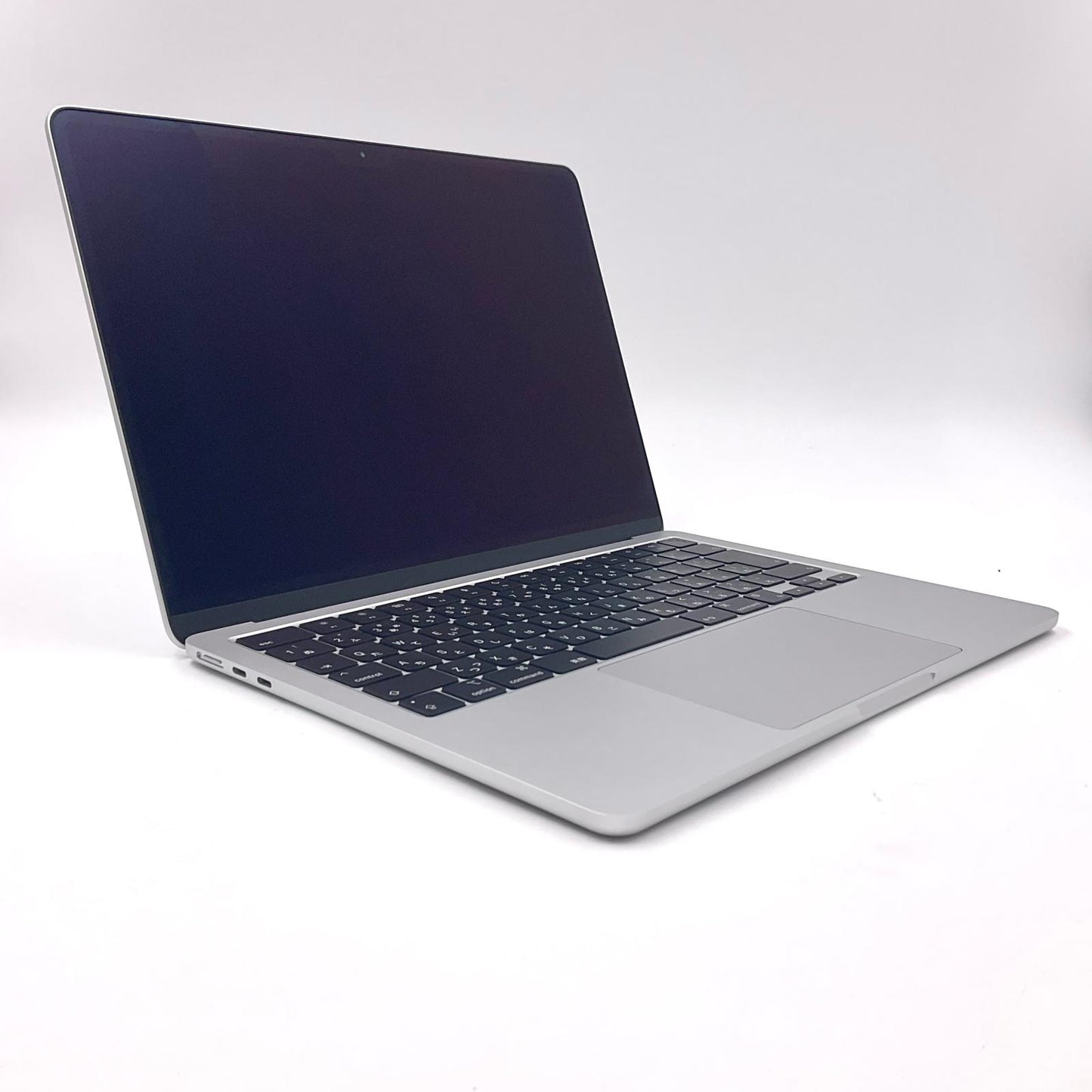 【全額返金保証】【最速発送】Apple MacBook Air 13.6インチ 2022 Apple M2 8GB M.2 SSD 256GB シルバー 100% 超美品 動作確認済
